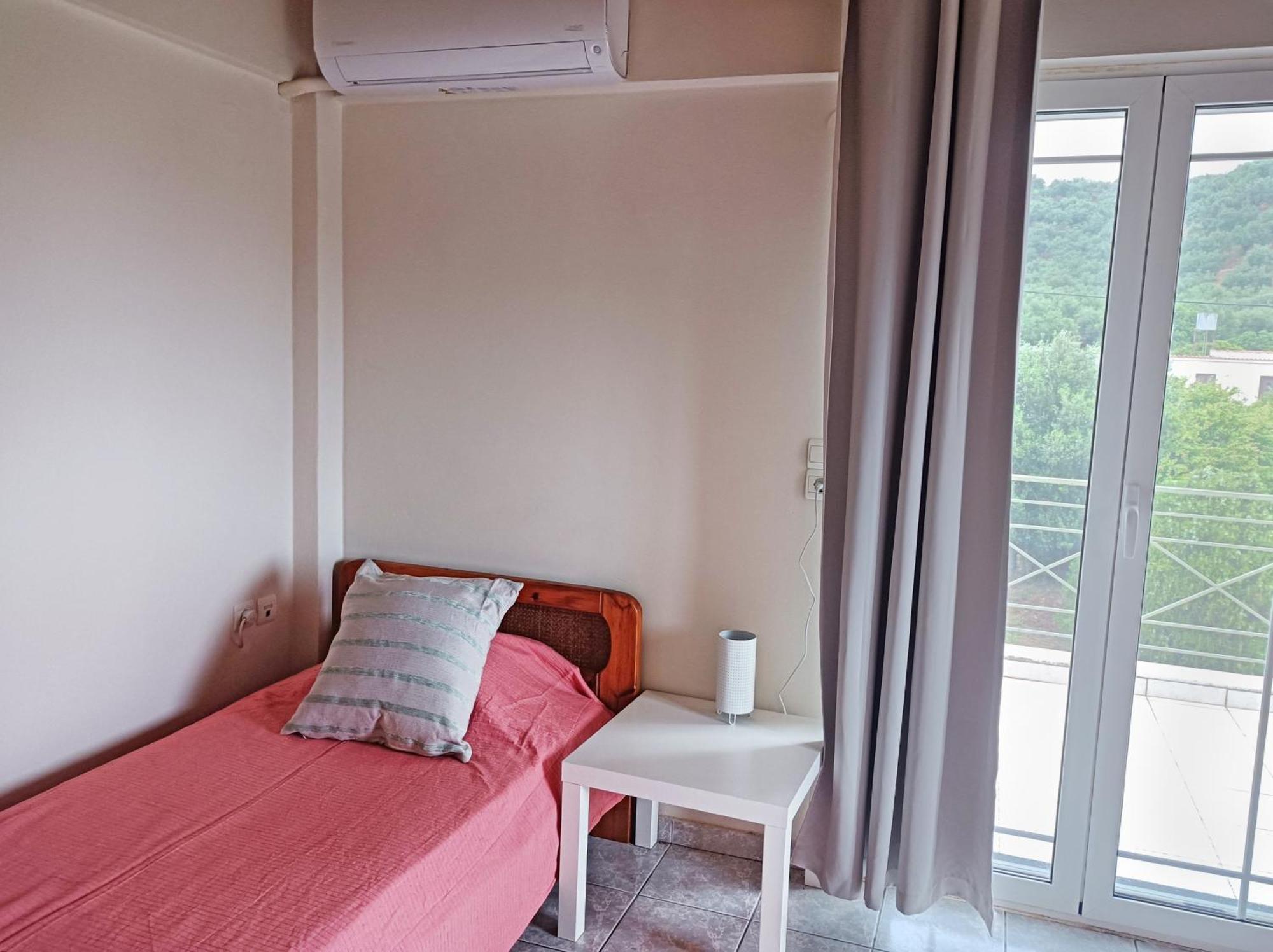 Zoi'S Hοuse.Vacation Home In Mani Near Vathi Beach 외부 사진